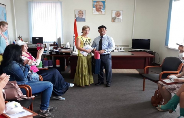 Consulate General of India awarded prizes of Instagram Yoga Challenge 2018.