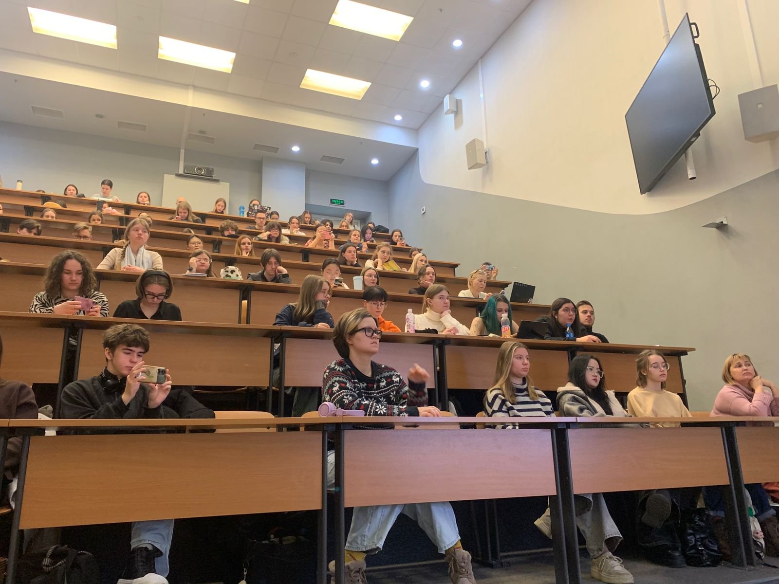 Special Hindi Language Learning module for Russian students at Far Eastern Federal University, Vladivostok