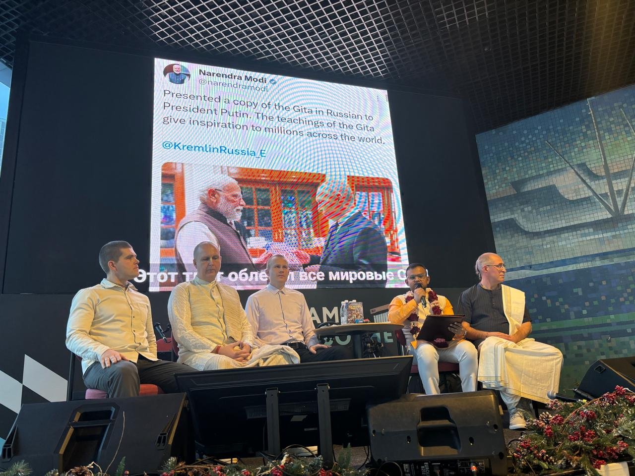 Consul General Mr. Siddarth Gowrav addressed The Gita Fest in Vladivostok