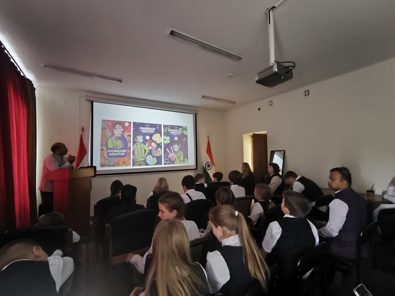 The Consulate General of India in Vladivostok welcomed students of the Diplomatic Class