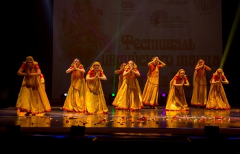 Indian Dance “Aruna” (Nakhodka city) festival of Indian Dance “The Roads of India”