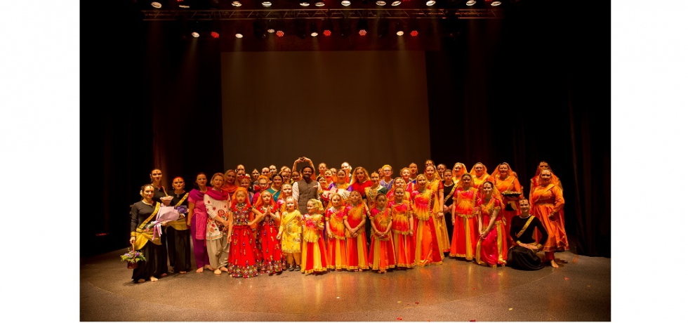 Indian Dance “Aruna” (Nakhodka city) festival of Indian Dance “The Roads of India”